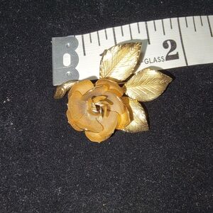 Elegant Trifari Gold Tone Rose Brooch & Gold Tone Clip Earrings